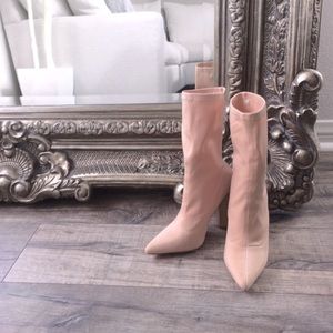 *REPOSH THE NUDE Bare Booties